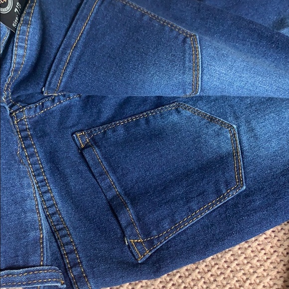 Jeans - Picture 3 of 3